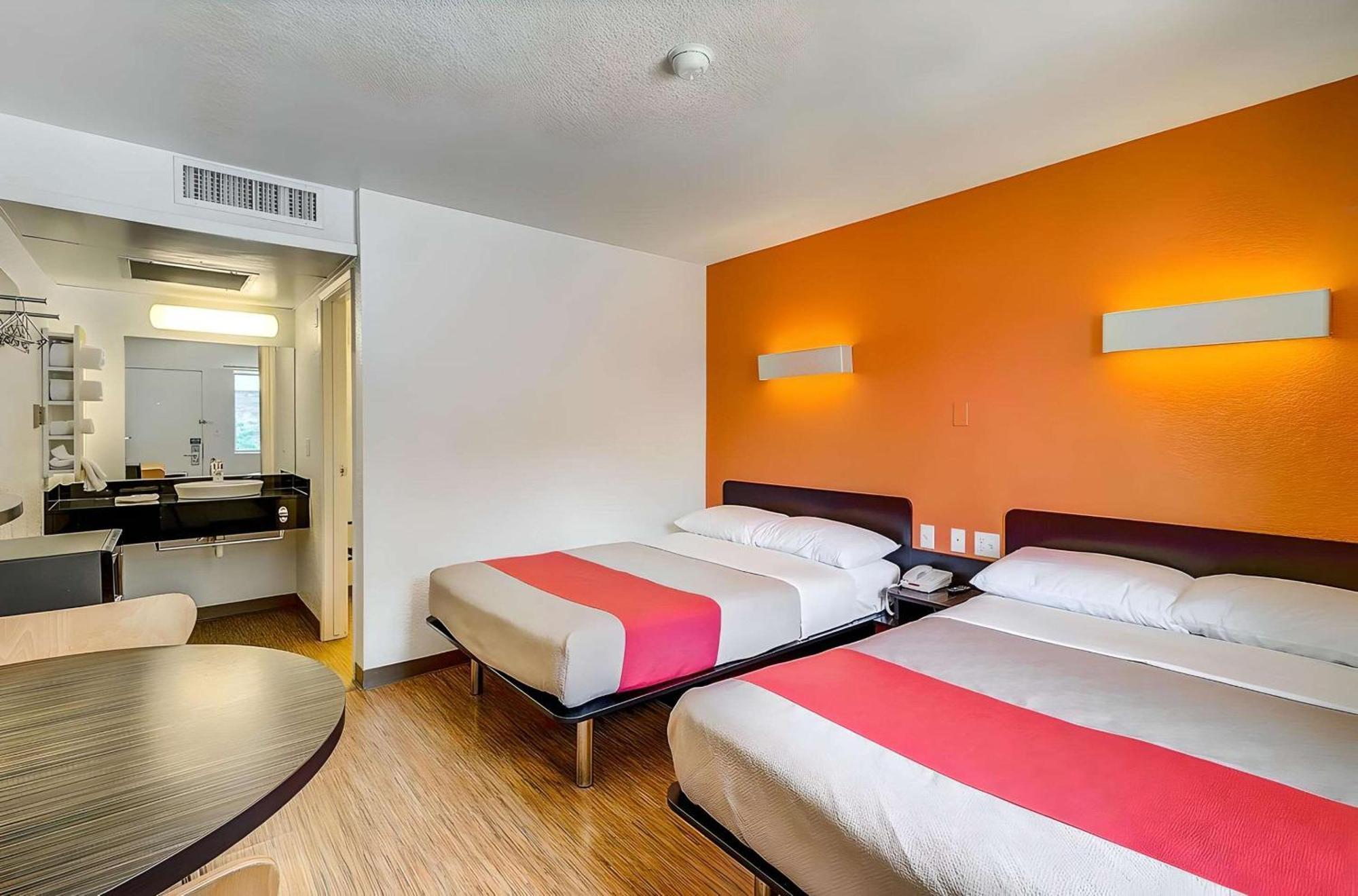 Park Inn By Radisson, ソーントン エクステリア 写真